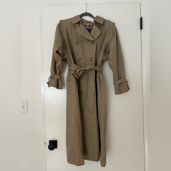 Burberry authentic classic check plaid coat USA 8 medium - Picture 3 of 15